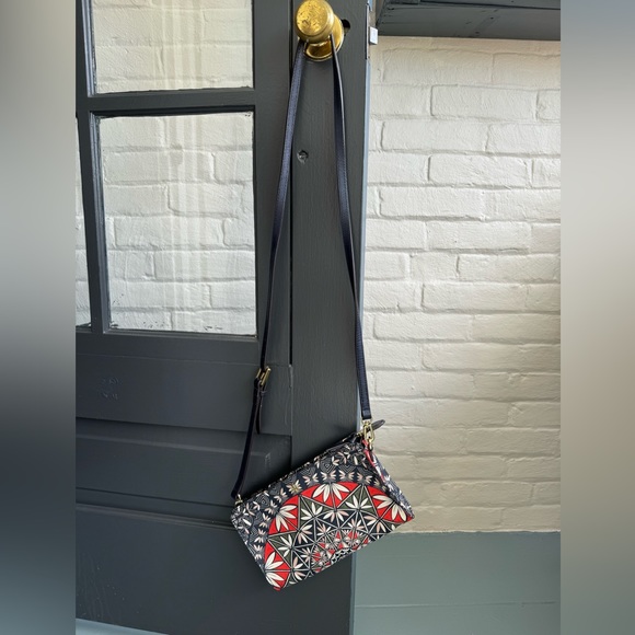 Tory Burch cross body - Picture 3 of 3